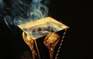 دورة صناعة العطور والبخور